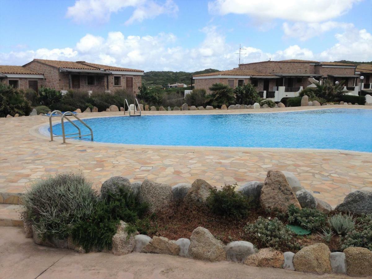 Residence Castello Di Gallura ซานตา เตเรซา กัลลูรา ภายนอก รูปภาพ