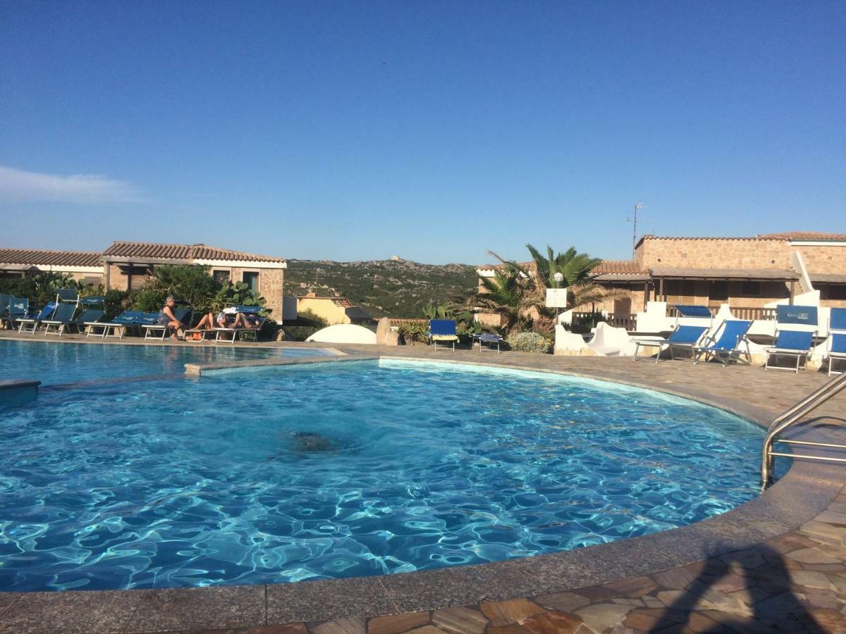 Residence Castello Di Gallura ซานตา เตเรซา กัลลูรา ภายนอก รูปภาพ